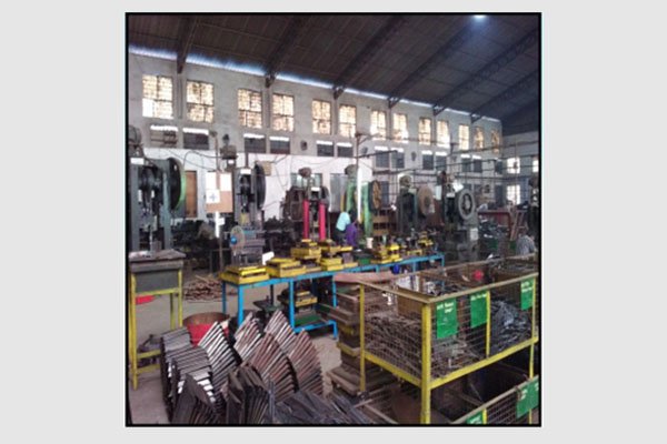 PRESS SHOP_1
